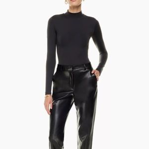 ARITZIA BABATON Contour Mockneck Longsleeve Bodysuit